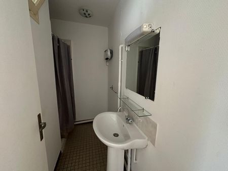 Location Appartement 1 pièce 20m² TOULOUSE 31500 - Photo 3