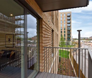 A modern and furnished one bedroom apartment in the Horlicks Quarte... - Photo 3