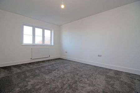 3 bedroom end of terrace house to rent - Photo 4
