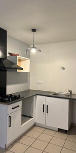 Location Appartement 2 pièces 53m² - Photo 3