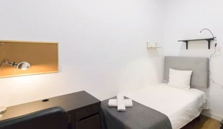 Carrer de Muntaner, Barcelona, Catalonia 08021 - Photo 4