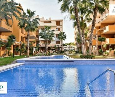 Alquiler de piso en Punta Prima - Photo 6