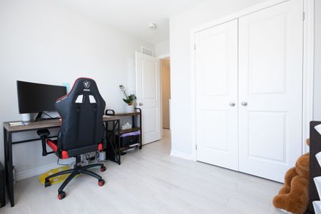 For Lease - 2728 William Jackson Drive Unit# 7, Pickering, Ontario - Photo 5