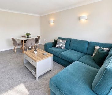 2 bedroom ground floor flat to rent - Photo 1