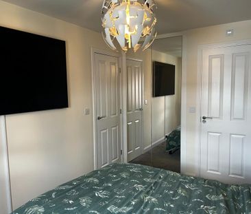 3 bedroom semi-detached house to rent - Photo 6