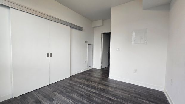 For Lease - 10 De Boers Drive Unit# 501, Toronto, Ontario - Photo 1