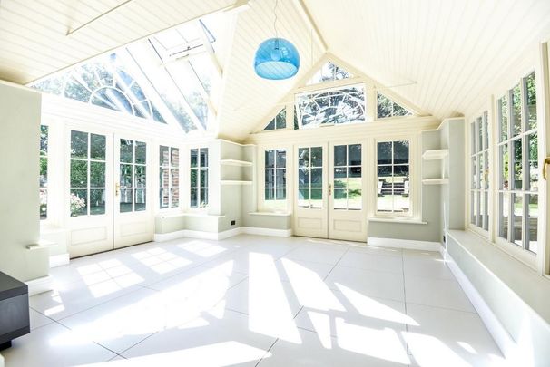 4 bedroom detached house to rent - Photo 1