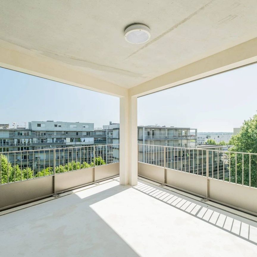 Rental Apartment Bordeaux Saint-Jean - Photo 1