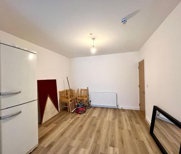 7 bedroom semi-detached house to rent - Photo 1