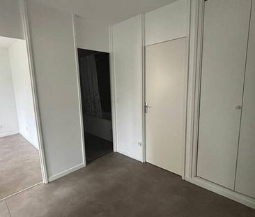 A louer superbe Appartement type F2 avec Ascenseur - Photo 5