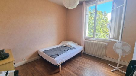 Location Appartement 3 pièces 58m² TOURS 37000 - Photo 2