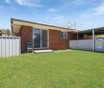 Stylish, Comfortable & Convenient Living in a Quiet Court Location - Photo 6