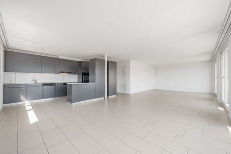 This dreamlike attic apartment with a large terrace is waiting for you! - Foto 5