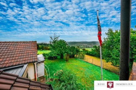 Schöne 3 Zimmermaisonettewohnung mit Aussicht & niedrigem Energiewert in Schrondorf-Buhlbronn - Photo 3