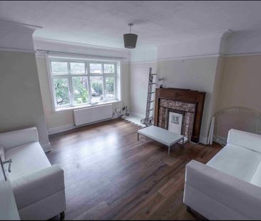 5 Bedroom House St Chads Drive - Photo 2