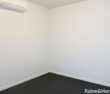 7/13 Greville Street, Caroline Springs, VIC 3023 - Photo 6