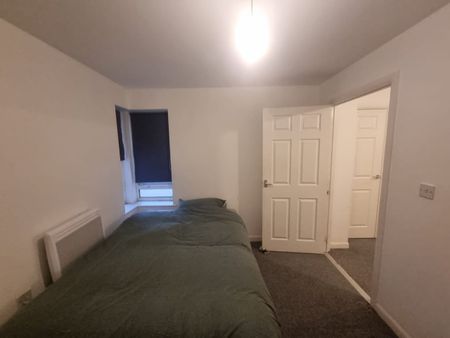 2 Bed Flat, Wellspring Crescent, HA9 - Photo 5