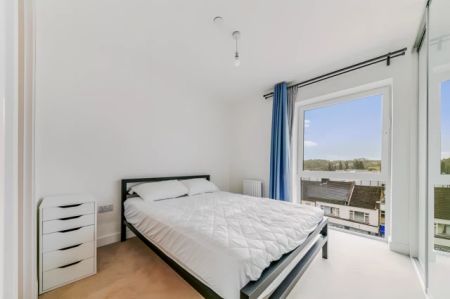 2 Bed 2 Bath - Photo 3