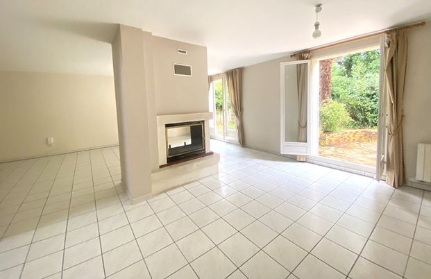 Location Maison 6 pièces 145m² - Photo 1