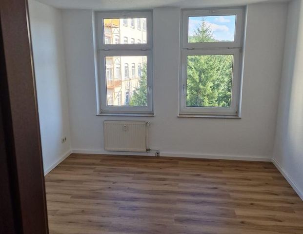 Frisch renovierte 2 Zimmer Wohnung in Crimmitschau - Foto 1