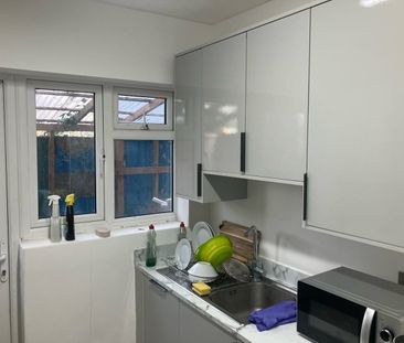 Room in a Shared House, Shaftesbury Avenue, HA2 - Photo 5