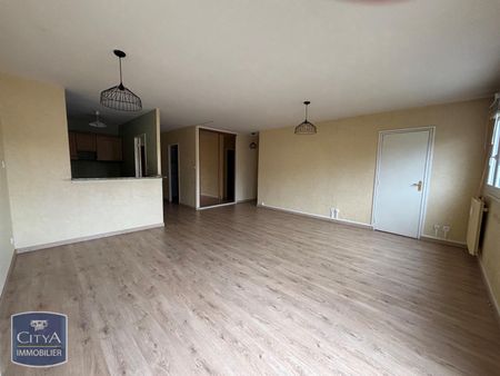 Location Appartement 2 pièces 69m² PERIGUEUX 24000 - Photo 2