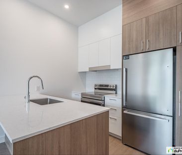 200, Harwood, Vaudreuil-Dorion à louer - Photo 1