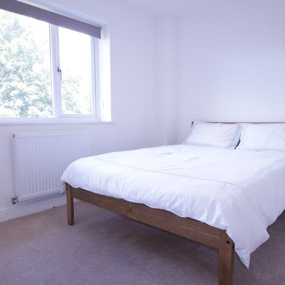 3 bedroom townhouse to rent - Photo 1