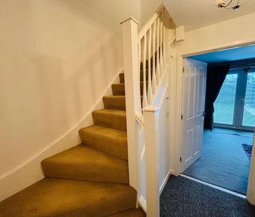 2 bedroom terraced house to rent - Photo 3