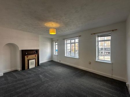 3 bedroom maisonette to rent - Photo 2