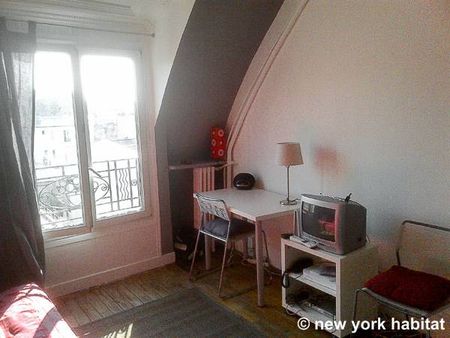 Logement à Paris, Location meublée - Photo 3