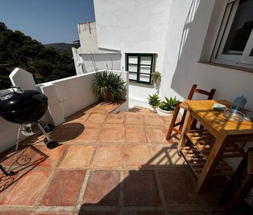 6 bedroom luxury House for rent in Istán, Andalusia - Photo 1