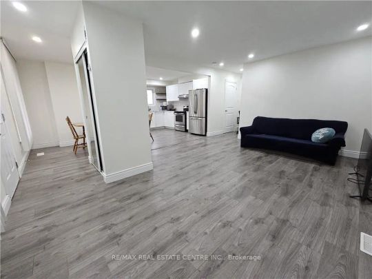 6 Patience Crescent #UPPER - Photo 1