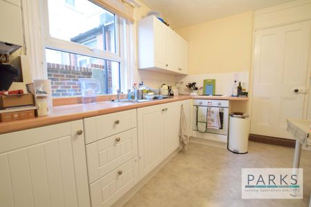 Poynter Road, Hove, East Sussex, BN3 7AH - Photo 2