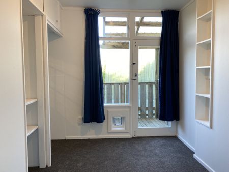 35 Prospect Terrace, Johnsonville - Photo 3