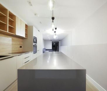 3 bedroom apartment to rent - Photo 2