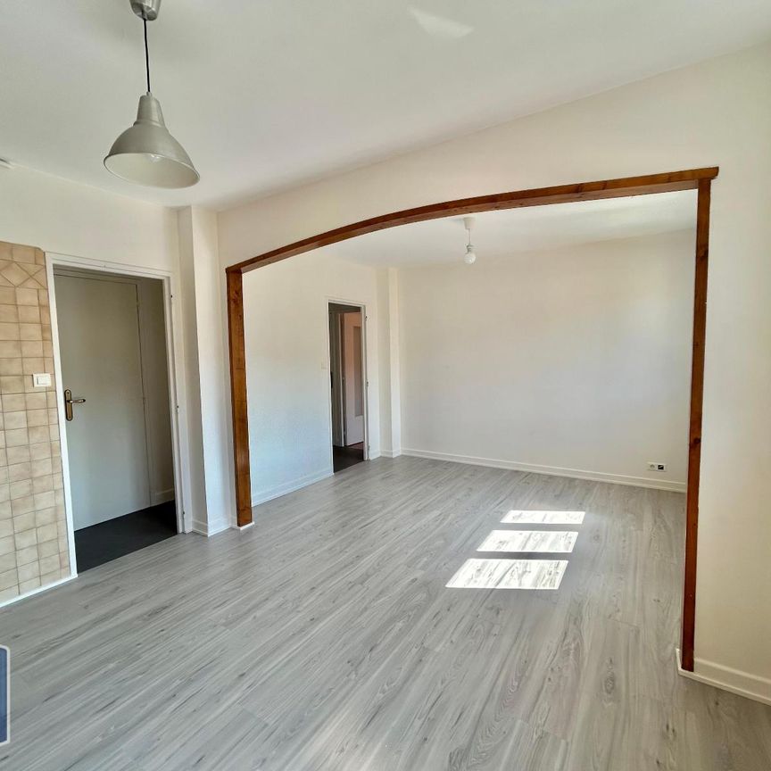 Location Appartement 2 pièces 42m² ST ETIENNE 42100 - Photo 1