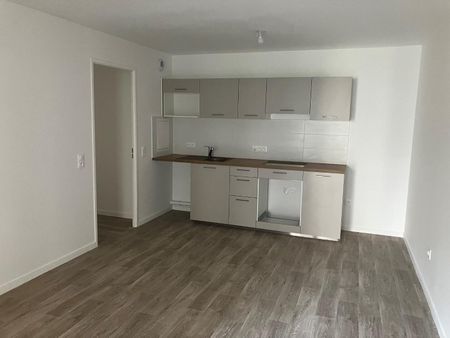 location Appartement T3 DE 65.9m² À BOBIGNY - Photo 4