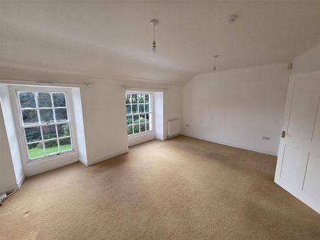 3 bedroom apartment to rent - Photo 2