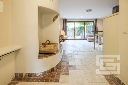 Etwas ganz besonderes... Repräsentative, teilmöblierte Terrassenwohnung in mediterranem Anwesen! - Photo 3