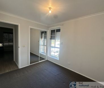 61 Gleneagles Drive, Endeavour Hills - Photo 6