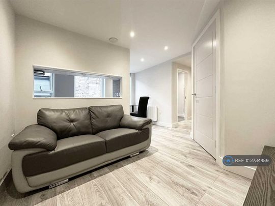 1 bedroom flat to rent - Photo 1