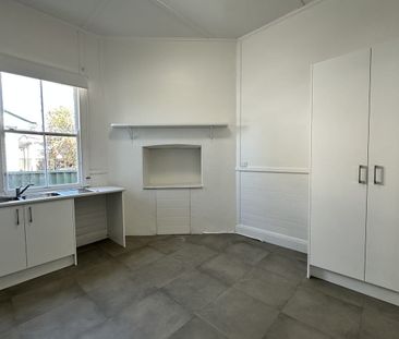 Freshly Renovated Interior with Flexible Living Spaces - Photo 5