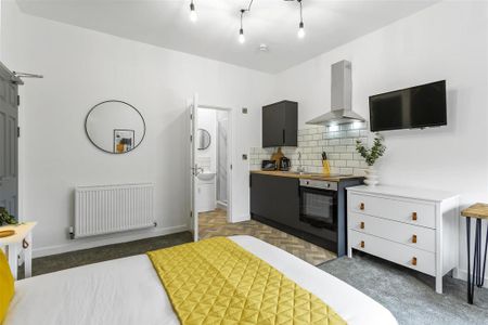 Studio to rent - Photo 4