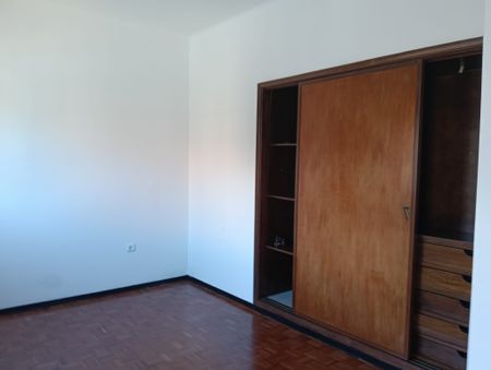 Apartamento T3 com terraço coberto e churrasqueira! - Photo 3