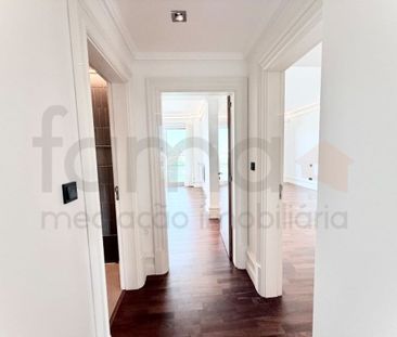 3 room luxury Apartment for rent in Lisbon - Photo 6
