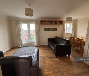 2 bedroom flat to rent - Photo 1