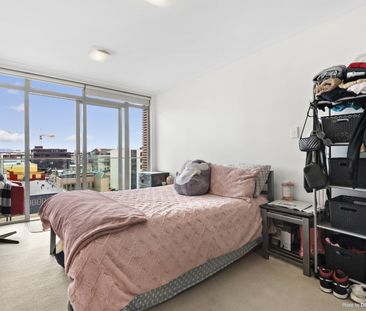 Central Wellington Living - Photo 3