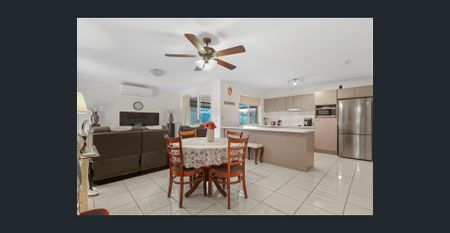 Low-Maintenance Living with Modern Comforts in a Prime Location! - Photo 5