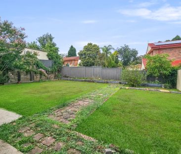 17 Sulman Place, Doonside. - Photo 4